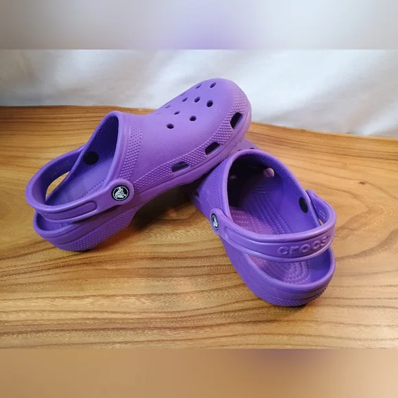 CROCS - Picture 2 of 5